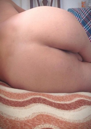 göt yanaklarımı ayirip sikmenizi istiyorum beni